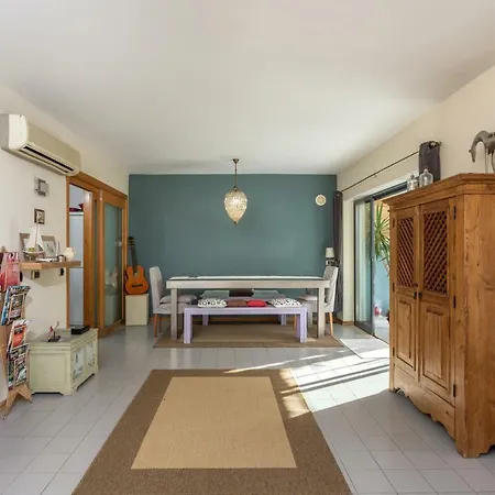Figuras House Luxury * Φάρο